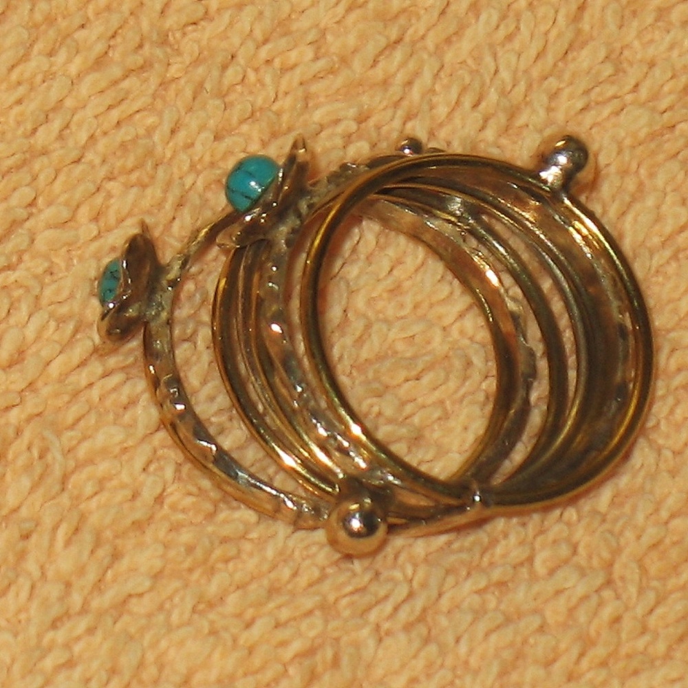 Lqqk Seven Stackable Victorian Style Ring Size 8 - image 2